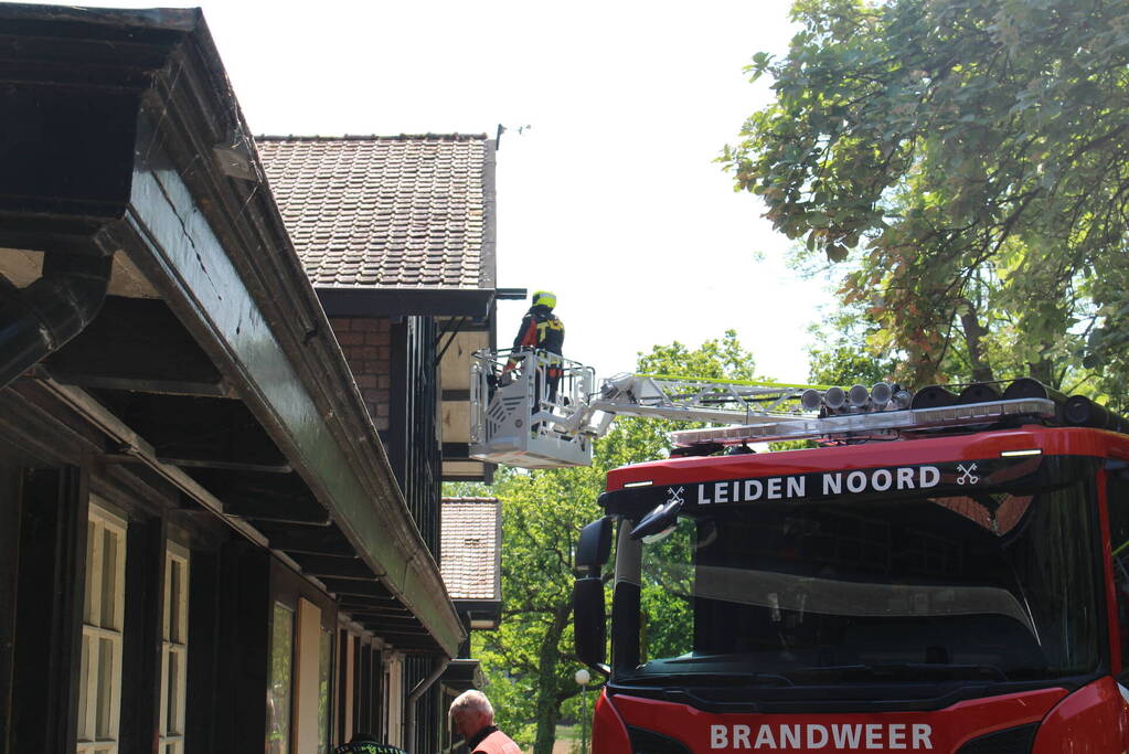 Brand in fietsenstalling geblust