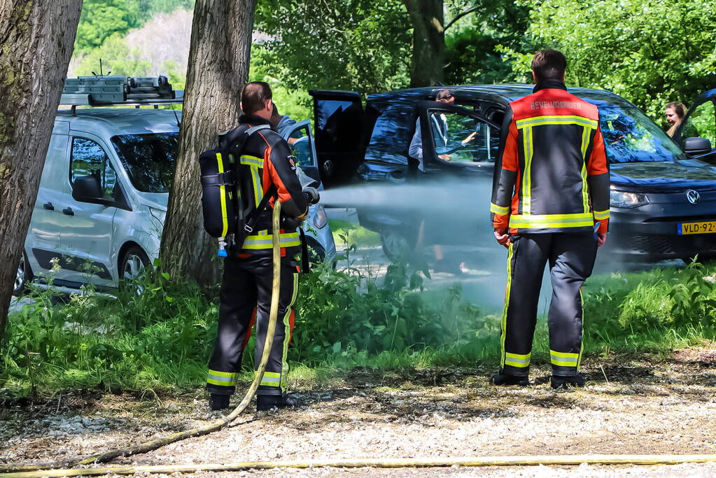 Brand op parkeerplaats