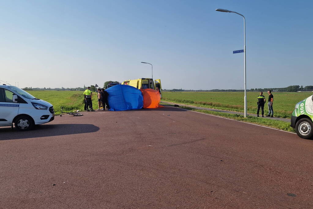 Fietser komt om het leven na aanrijding