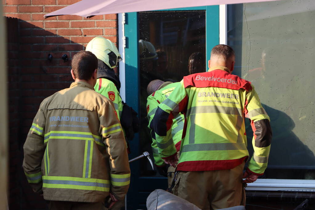 Twee konijnen gered door brandweer bij brand