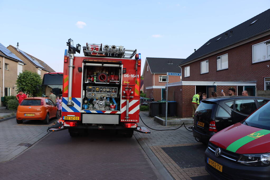 Twee konijnen gered door brandweer bij brand