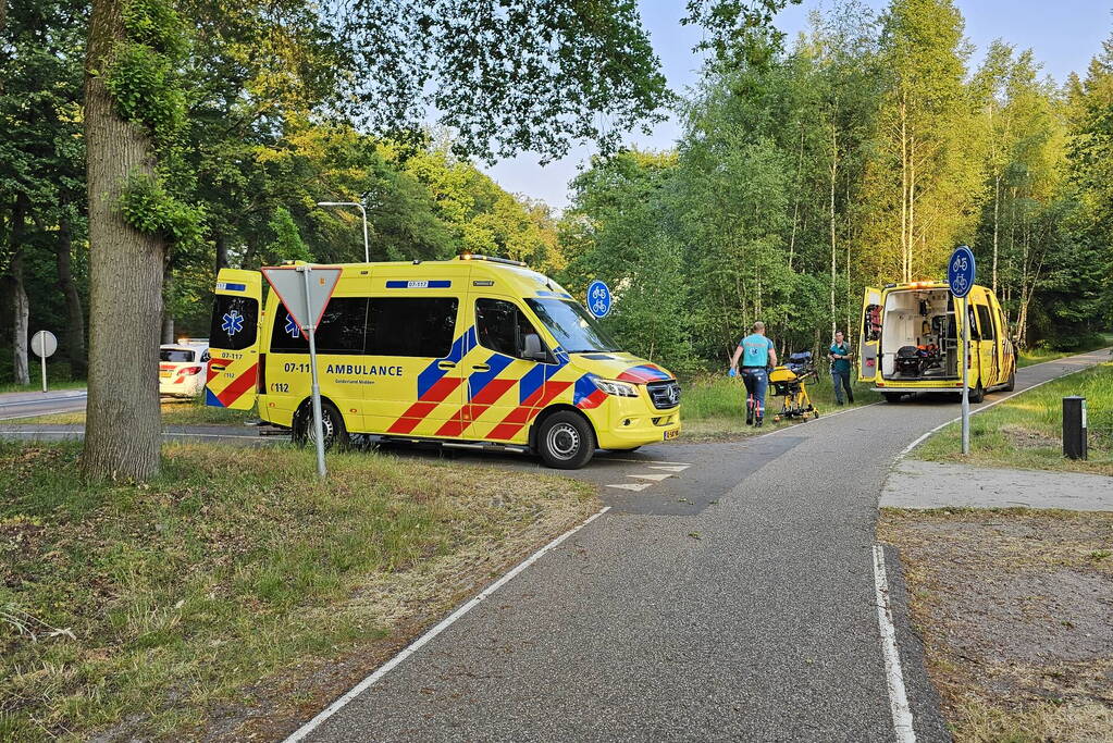 Scooterrijder ernstig gewond na harde val