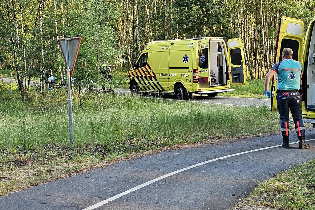 Scooterrijder ernstig gewond na harde val