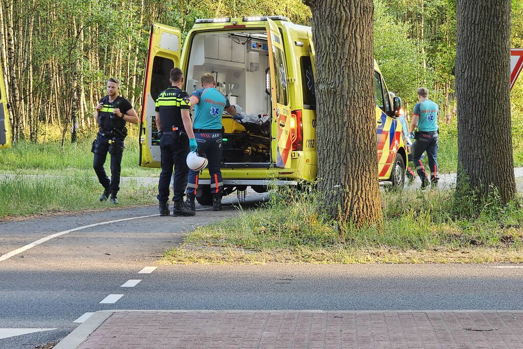 Scooterrijder ernstig gewond na harde val