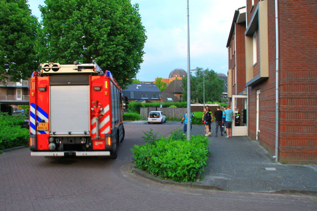 Hevige rookontwikkeling bij brand in appartement