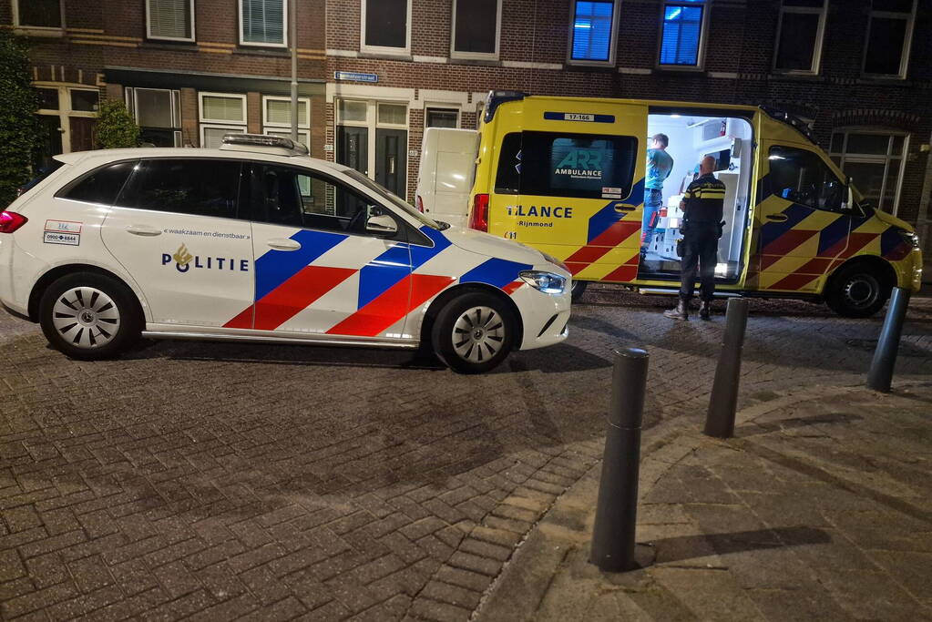 Man met steekwond naar het ziekenhuis na steekincident