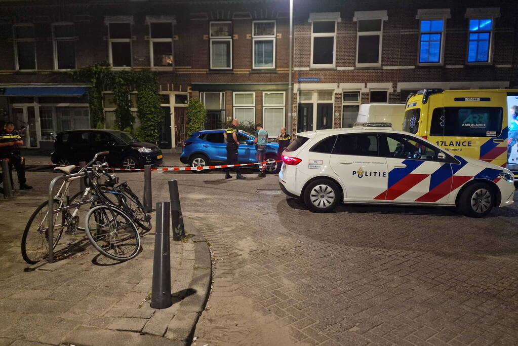 Man met steekwond naar het ziekenhuis na steekincident