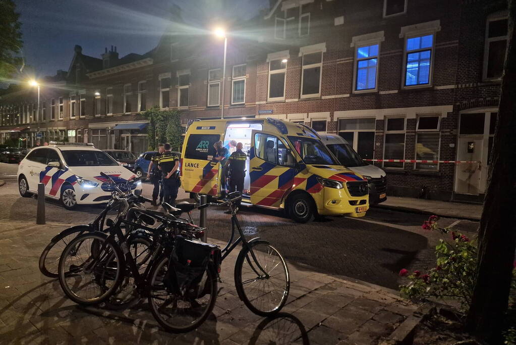 Man met steekwond naar het ziekenhuis na steekincident