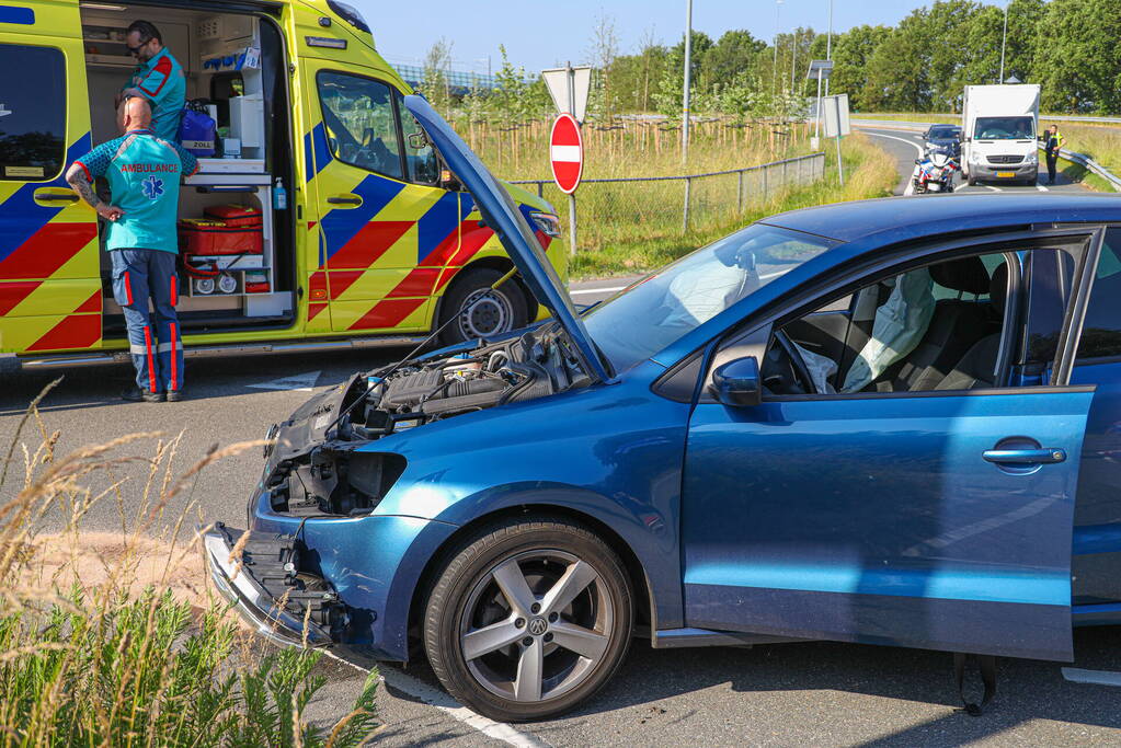 Flinke schade bij botsing op kruising