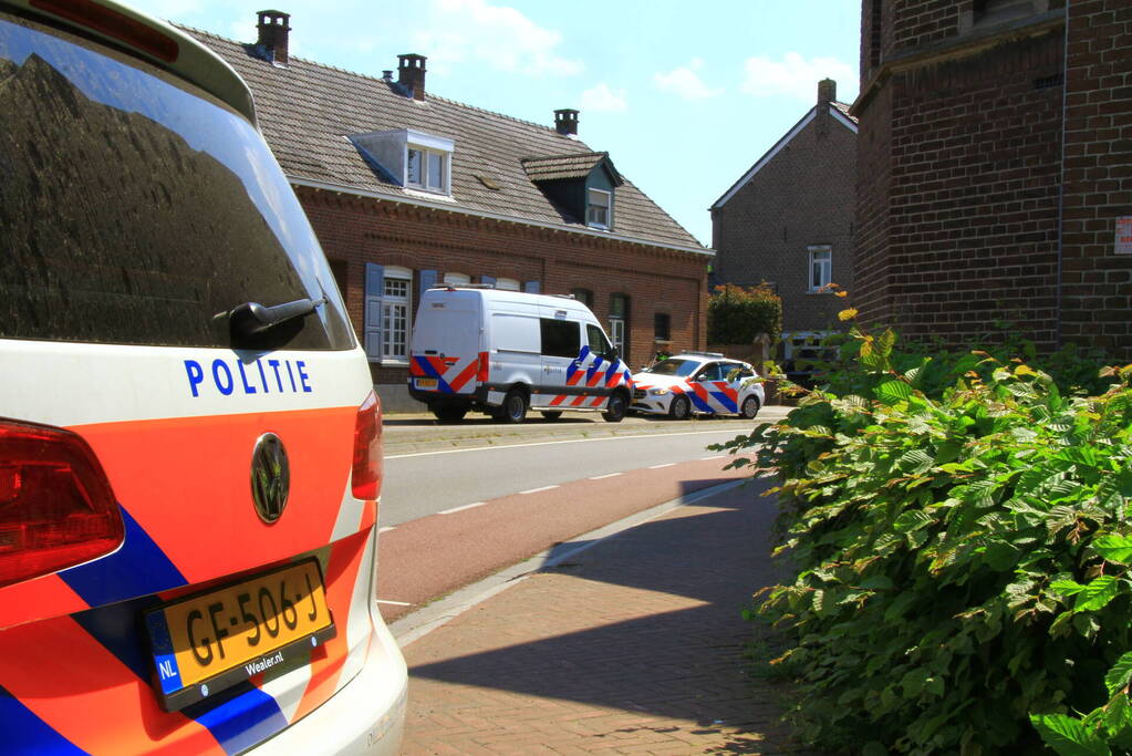 Fietser ernstig gewond bij aanrijding met busje