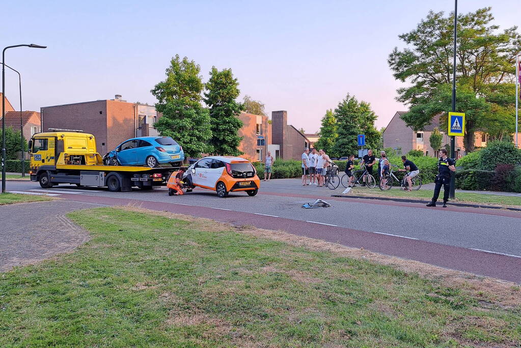 Flinke schade bij aanrijding personenauto's