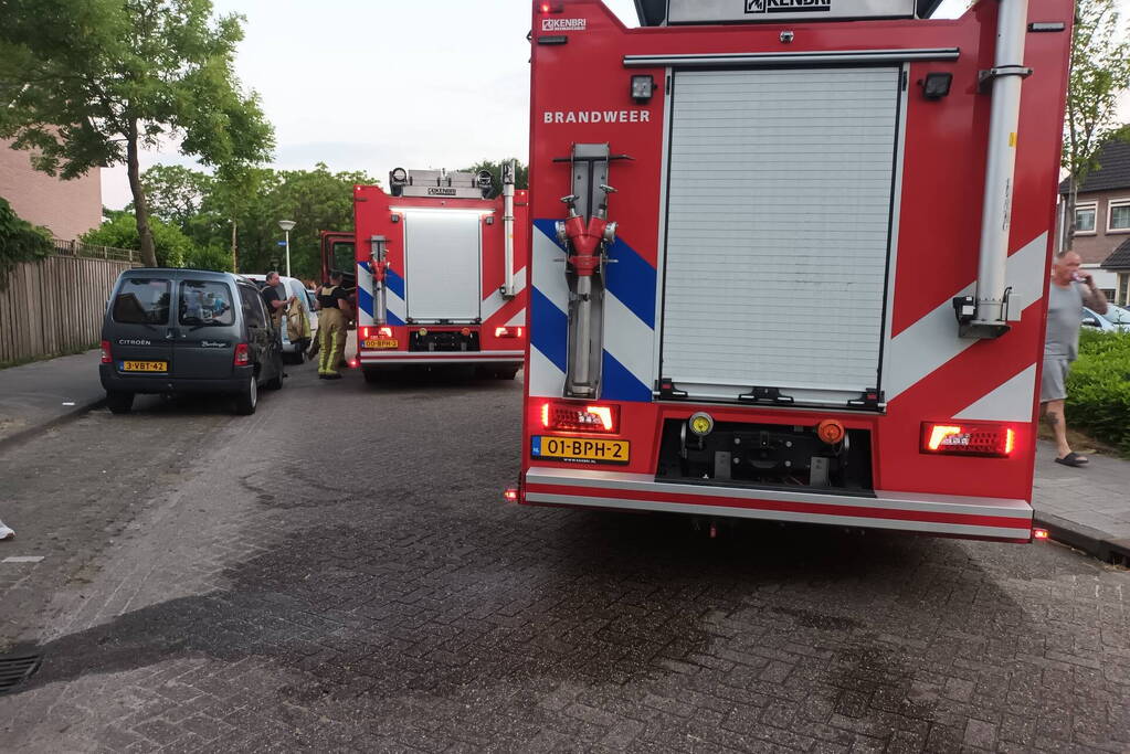 Schuurbrand snel onder controle