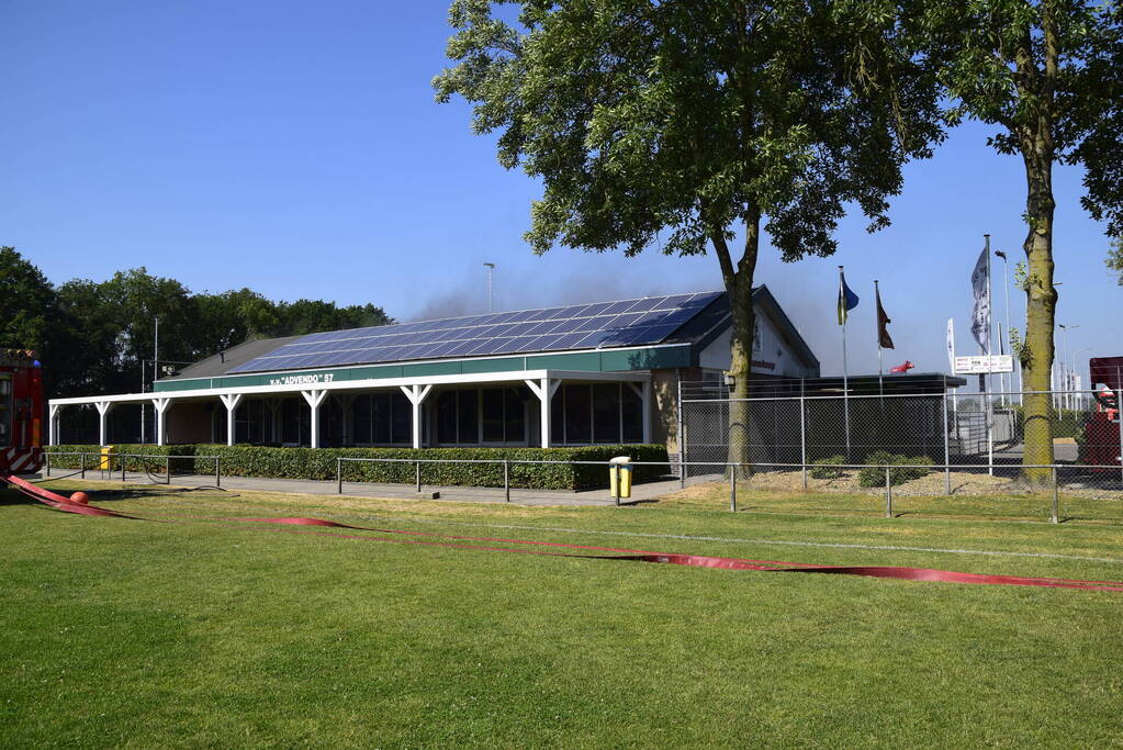 Uitslaande brand in kantine van voetbalvereniging