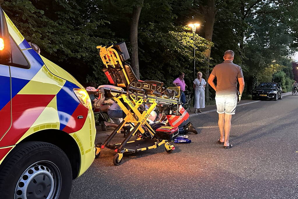 Twee personen gewond geraakt bij eenzijdig ongeval