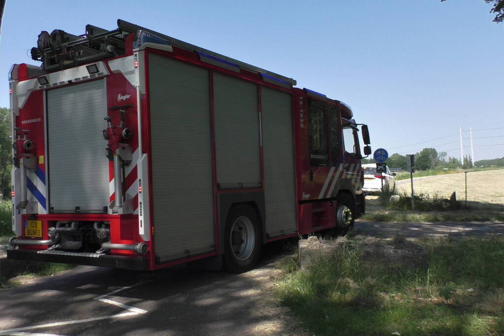 Bermbrand snel onder controle