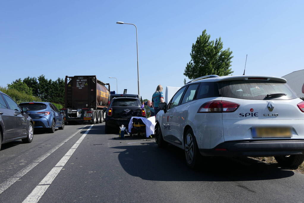 Drie gewonden bij kettingbotsing