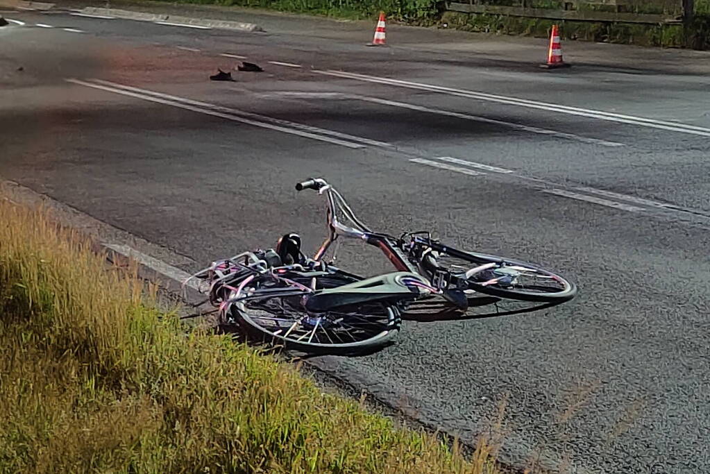 Fietser raakt ernstig gewond bij aanrijding