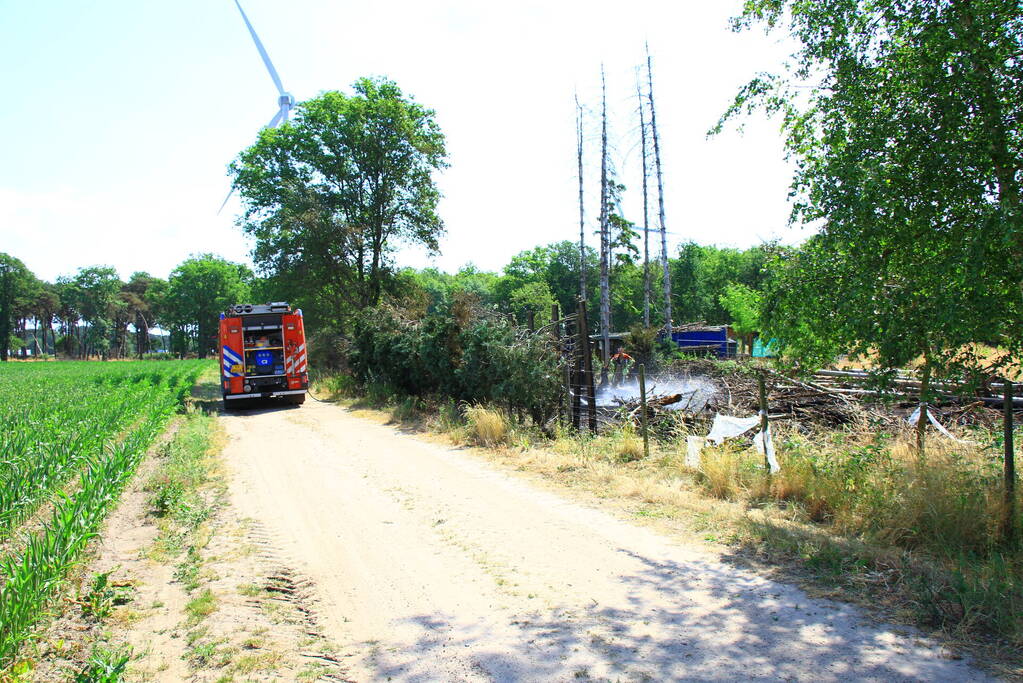 Nacontrole in bos na brand