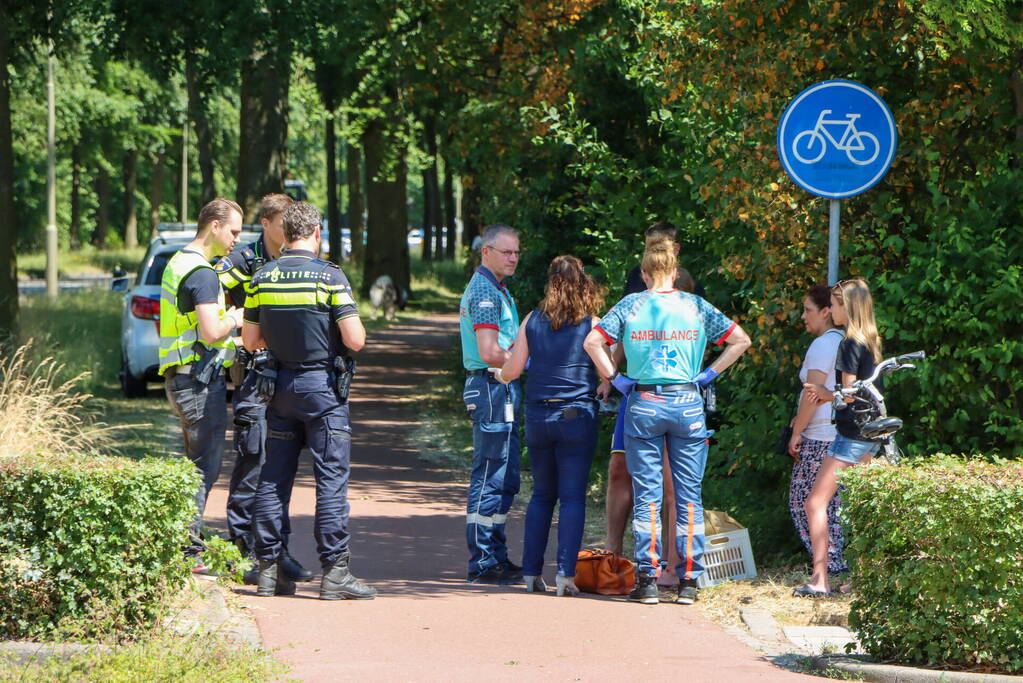 Twee fietsers in aanrijding