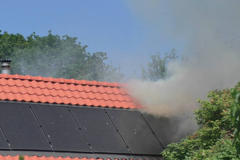 Grote brand in opslagloods