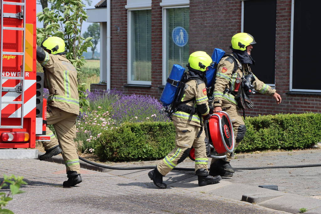 Brand in garage snel geblust