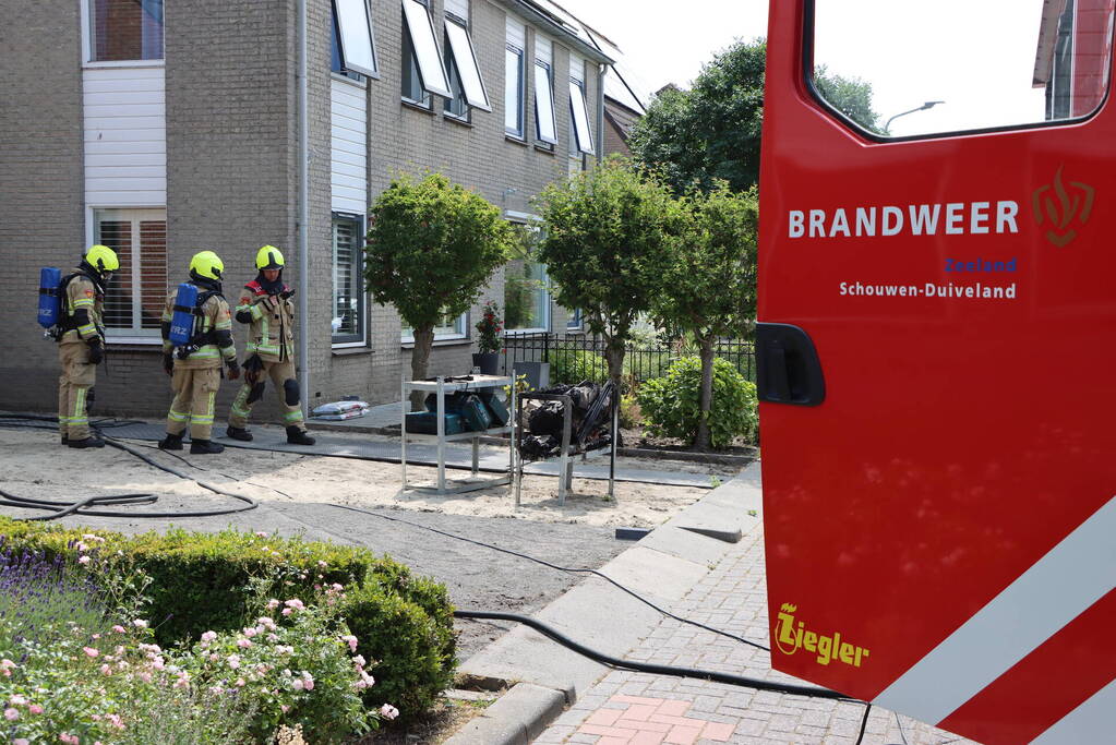 Brand in garage snel geblust