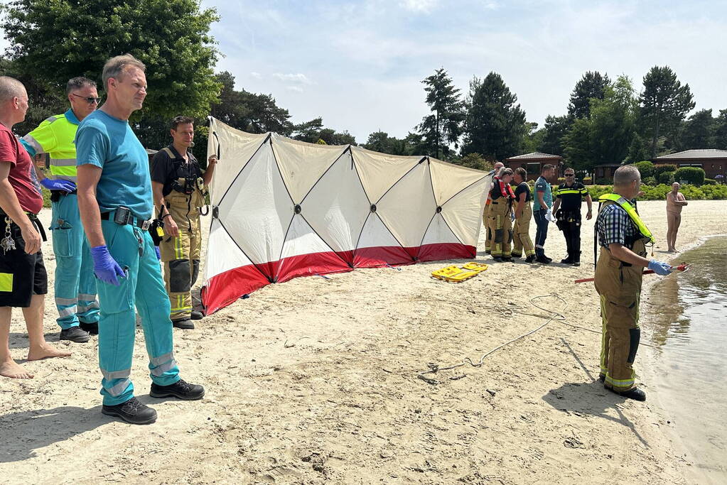 87-jarige man overleden in water van naaktstrand