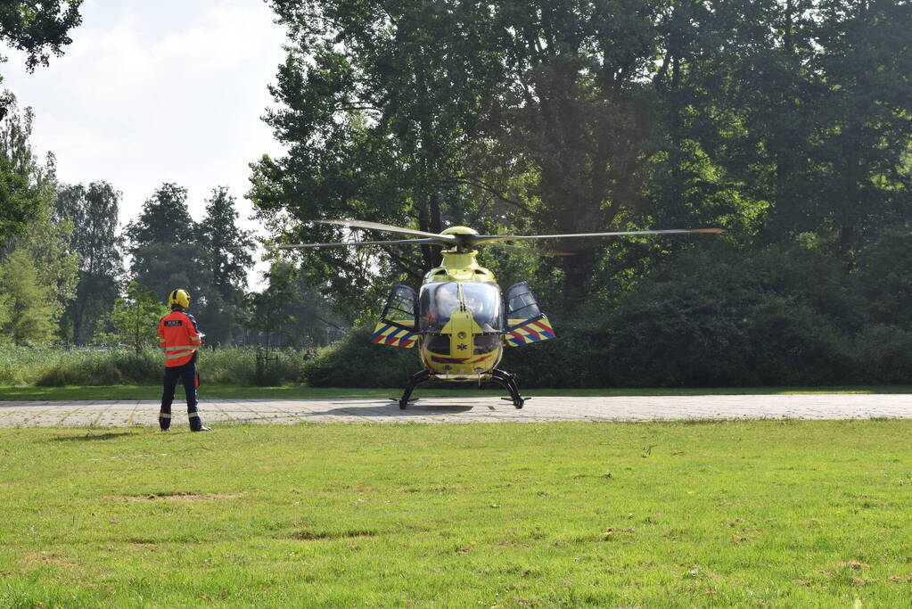 Traumahelikopter landt voor ongeval bij schoolgebouw De Morgenster