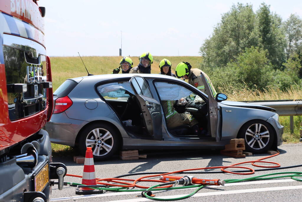 Zeelandbrug afgesloten door ernstig ongeval