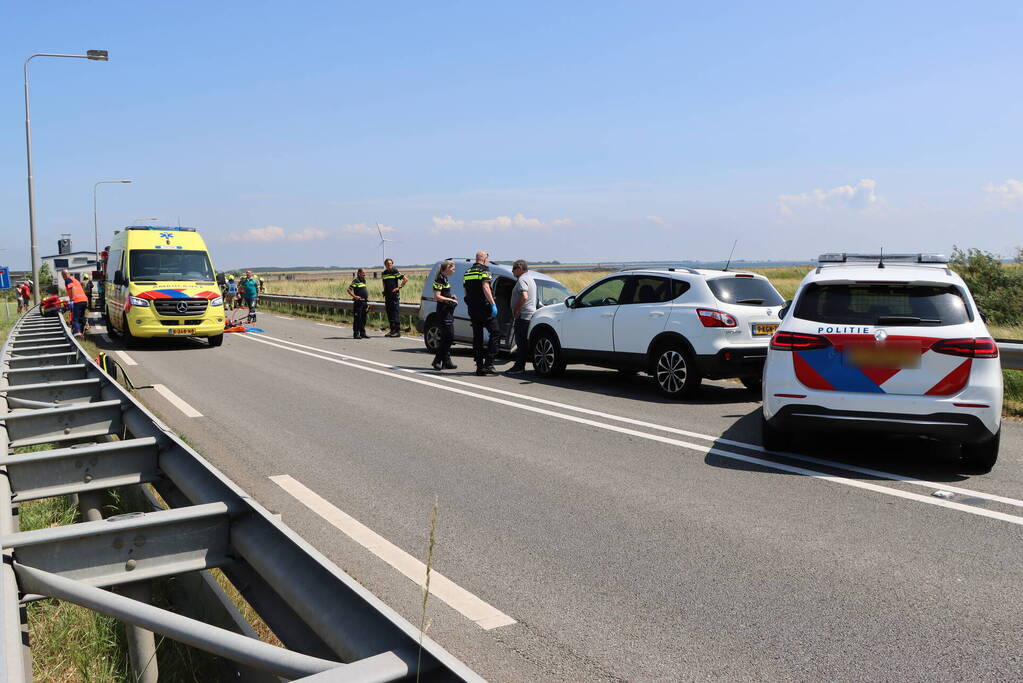 Zeelandbrug afgesloten door ernstig ongeval