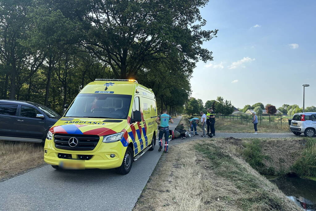 Scooterrijder gewond bij botsing met auto