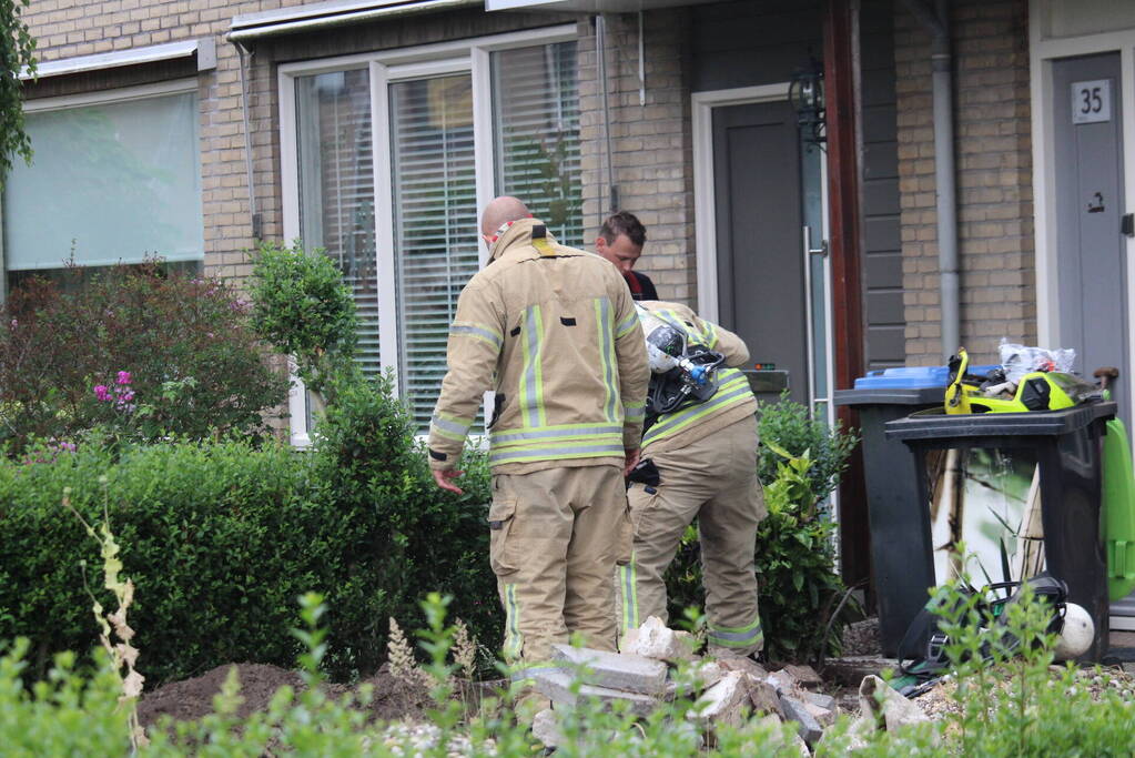 Gasleiding geraakt na werkzaamheden in voortuin