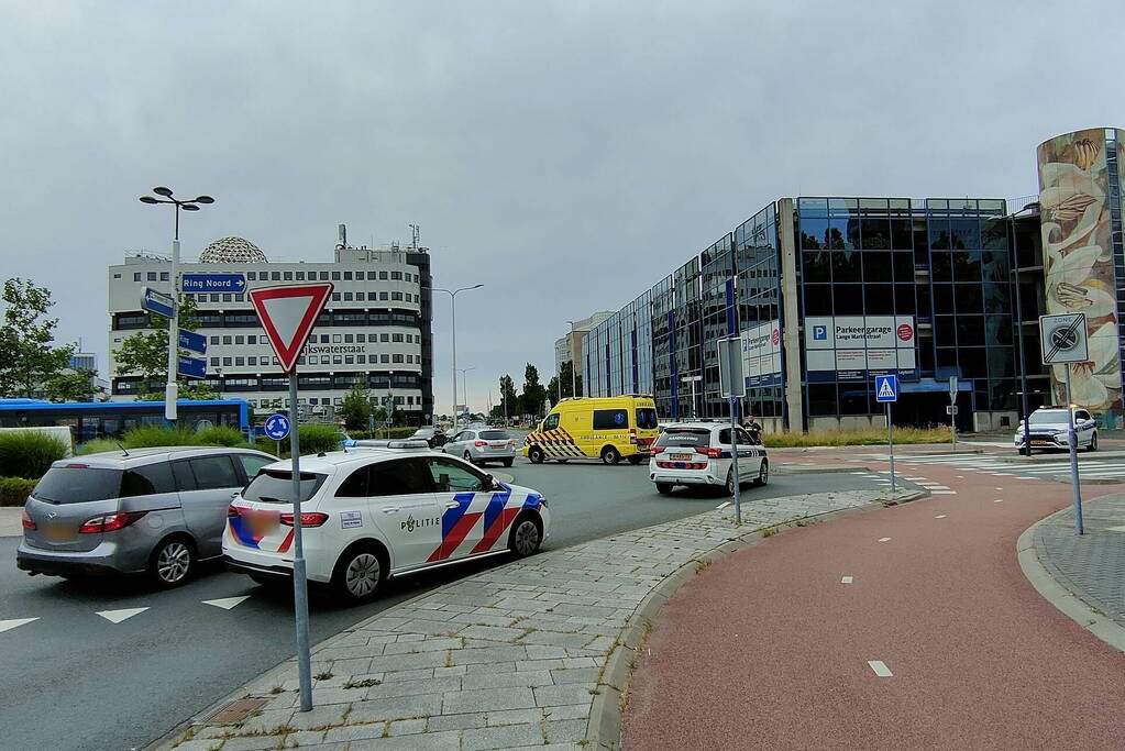 Fietser aangereden bij gevaarlijk rotonde