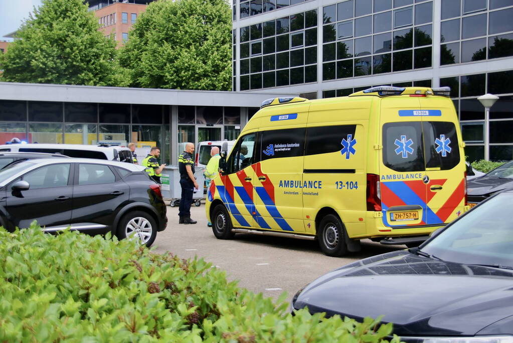 Traumahelikopter ingezet bij steekpartij