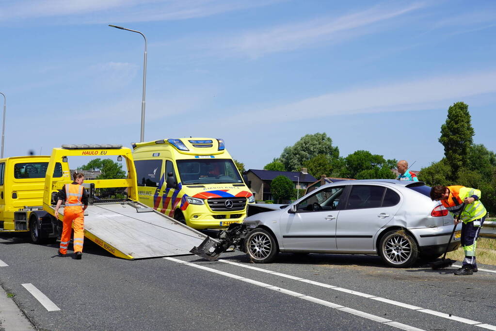 Bestuurster gecrash met auto