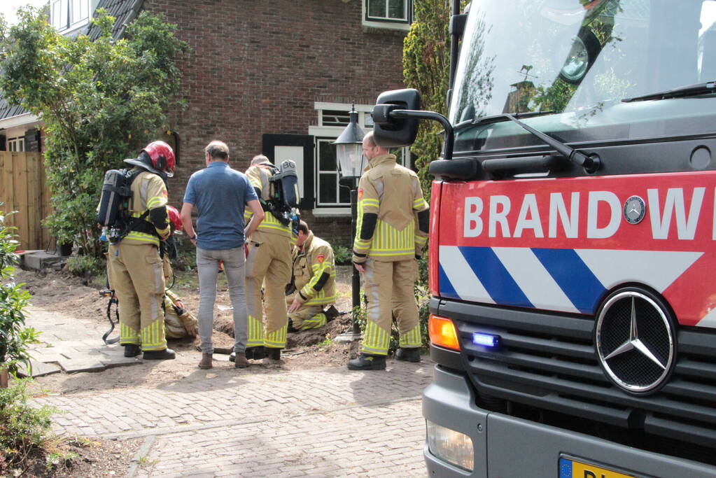 Gaslekkage in voortuin door aanleg stroomkabel