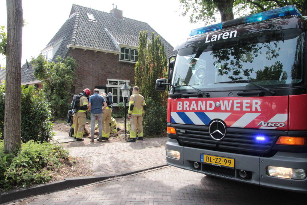 Gaslekkage in voortuin door aanleg stroomkabel