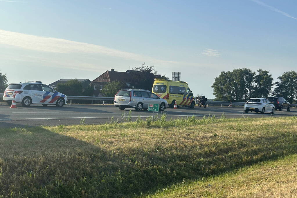 Eenzijdig ongeval motorrijder op snelweg