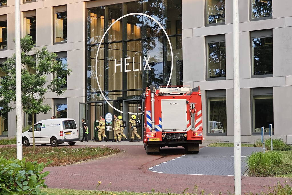 Brandweer ingezet na brandmelding gebouw