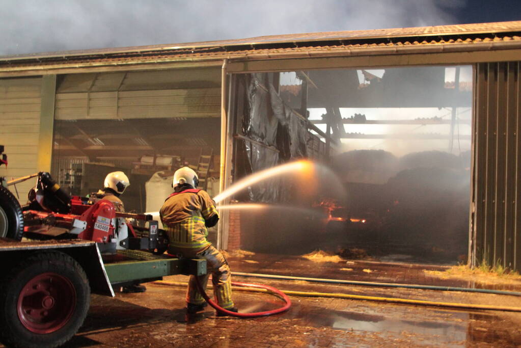 Brand in opslagloods op boerenerf