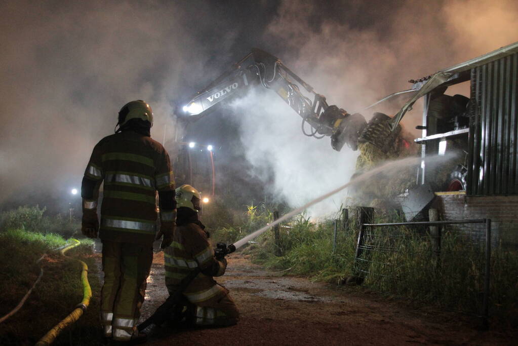 Brand in opslagloods op boerenerf