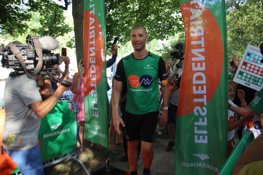 Maarten van der Weijden Onthaald in Prinsentuin