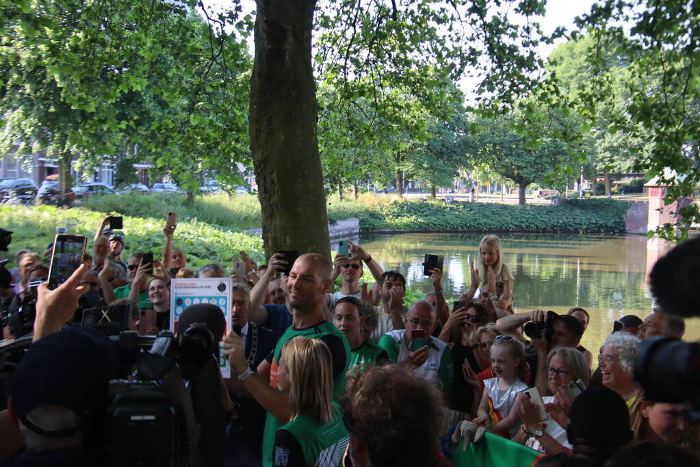 Maarten van der Weijden Onthaald in Prinsentuin