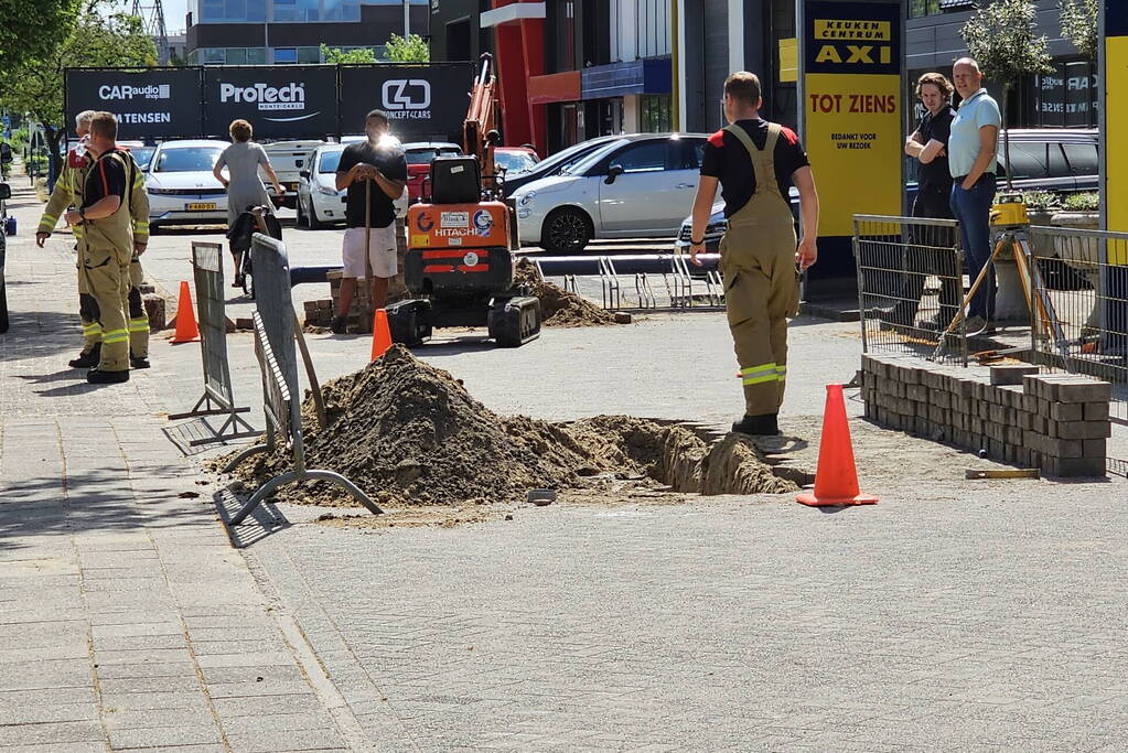 Gasleiding geraakt bij graafwerkzaamheden