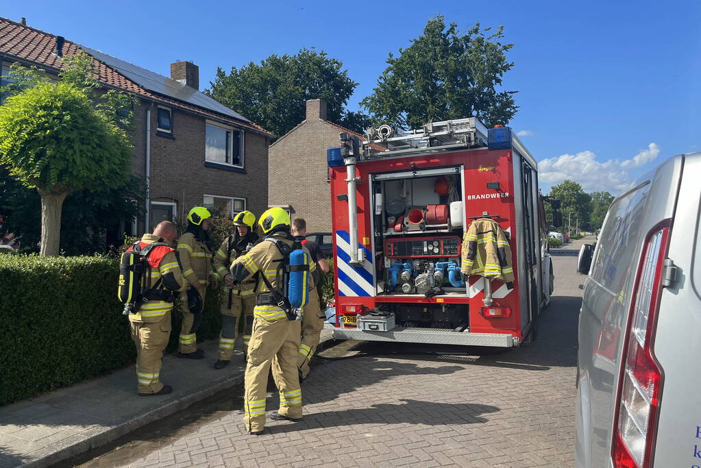 Vrouw gewond na vlam in de pan