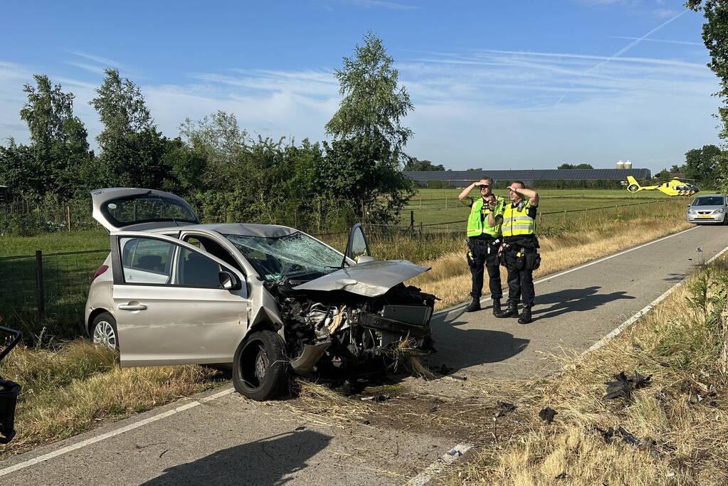 Twee gewonden bij eenzijdig ongeval