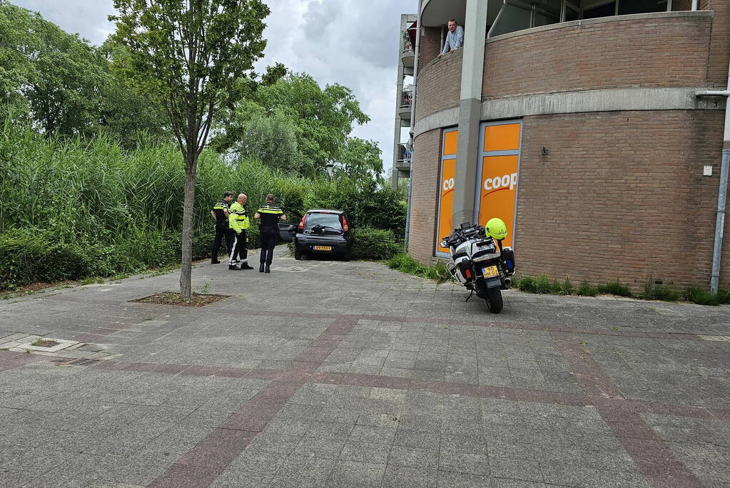 Persoon aangehouden na achtervolging