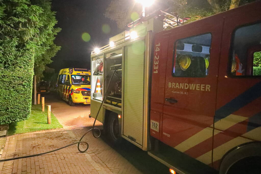 Feest eindigt met brand in achtertuin