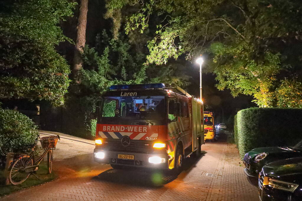 Feest eindigt met brand in achtertuin