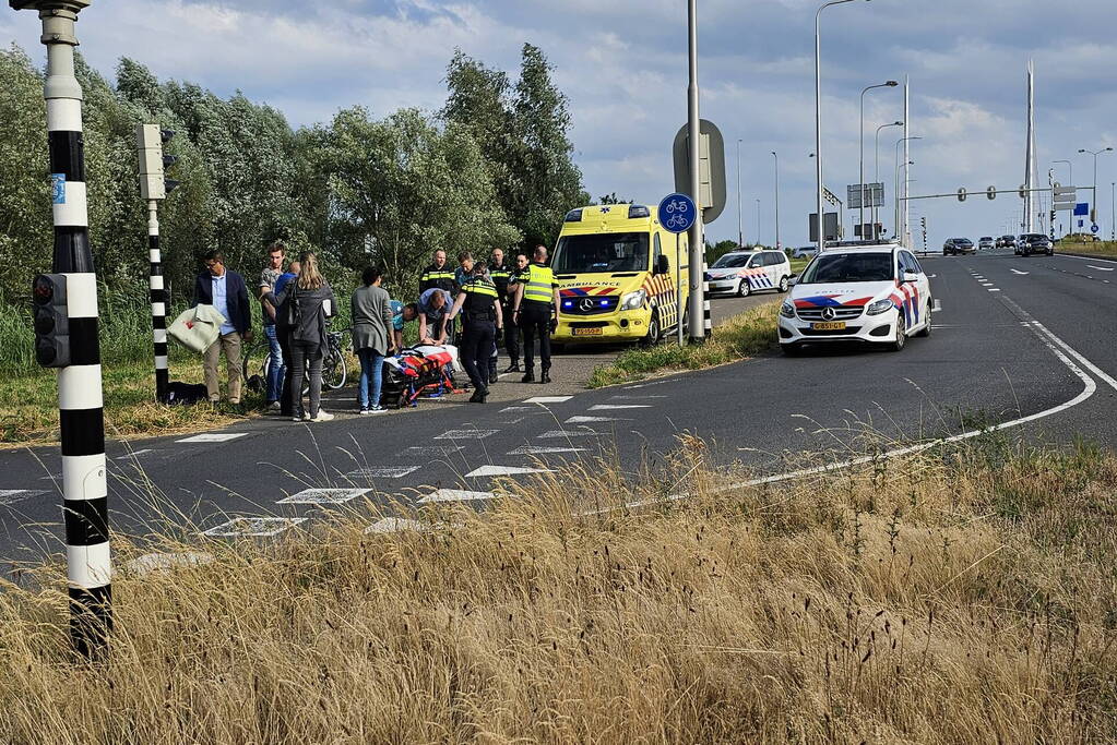 Fietser ernstig gewond na harde val